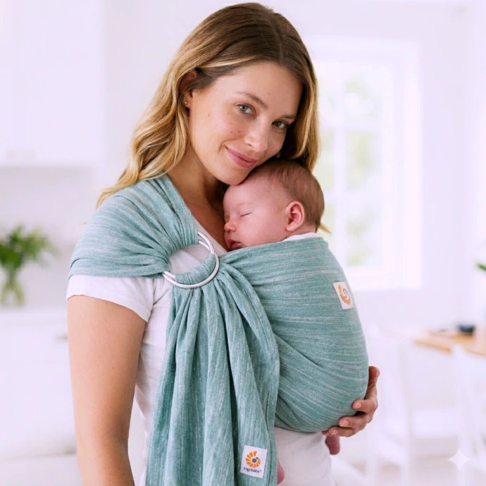 Tutoriel pas à pas pour installer un ring Sling : les repères de sécurité pour un portage physiologique asymétrique.